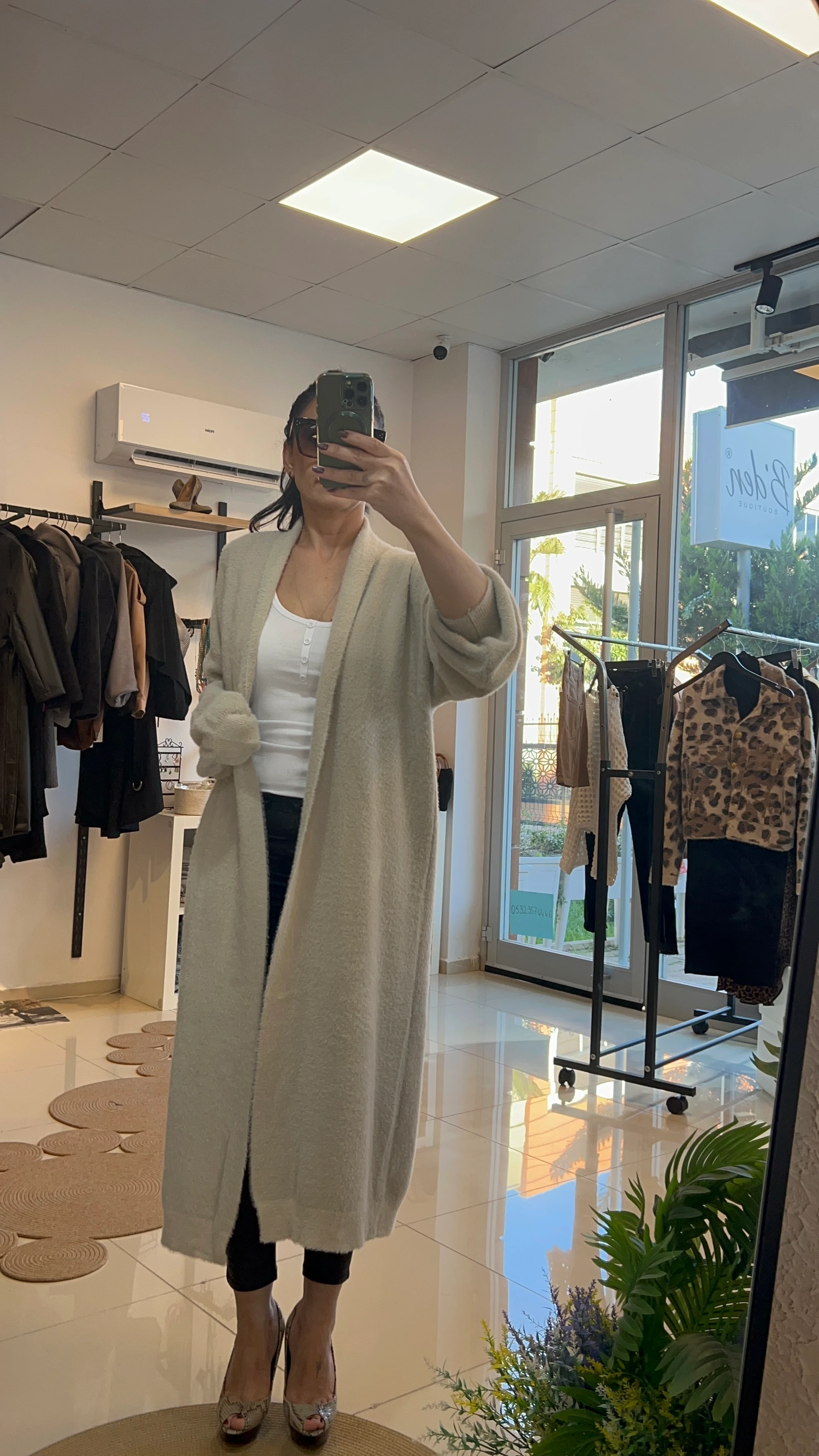 TAŞ RENGİ UZUN CEKET