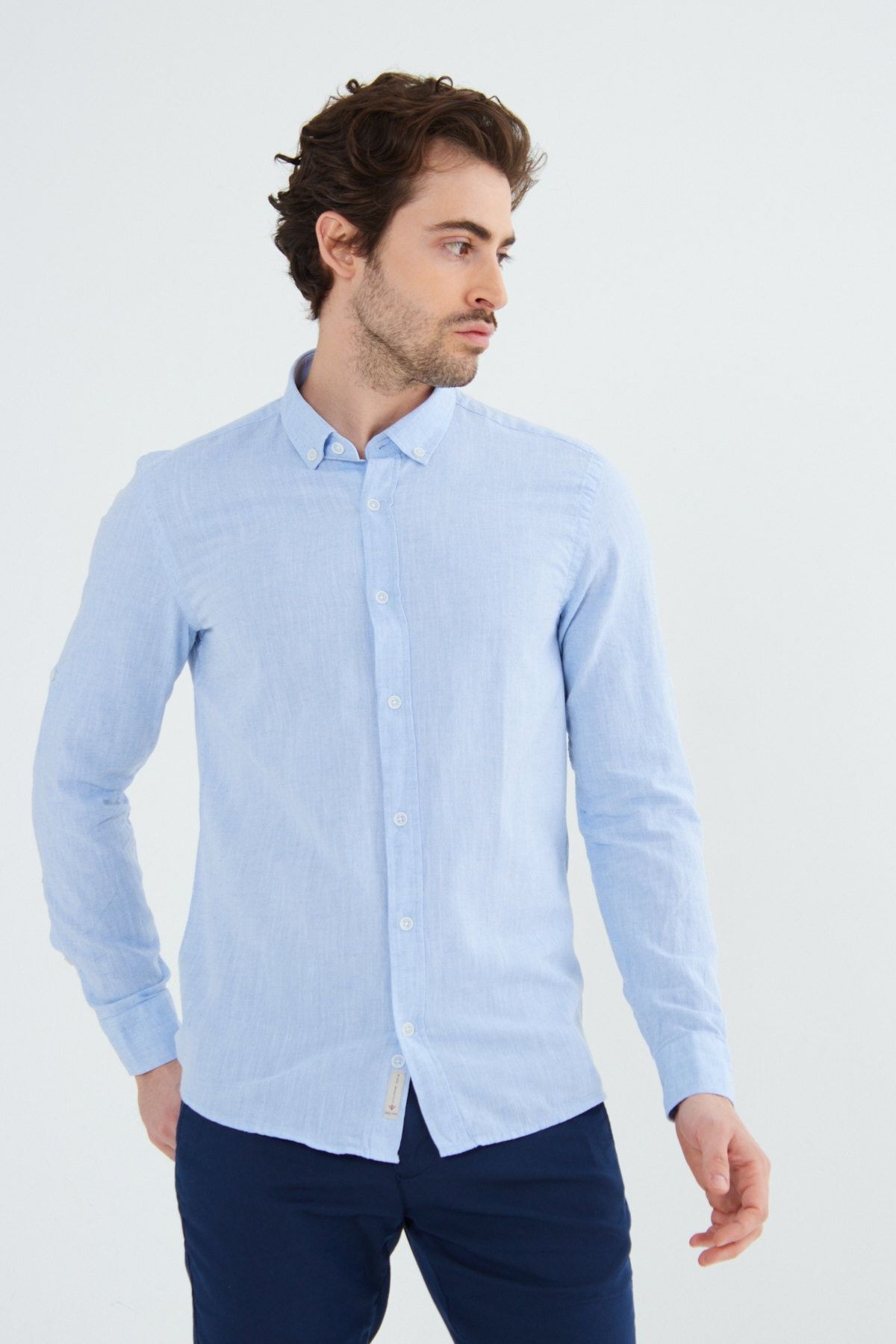 Açık Mavi Slimfit Keten Yaka Düğmeli Uzun Kol Erkek Gömlek G574