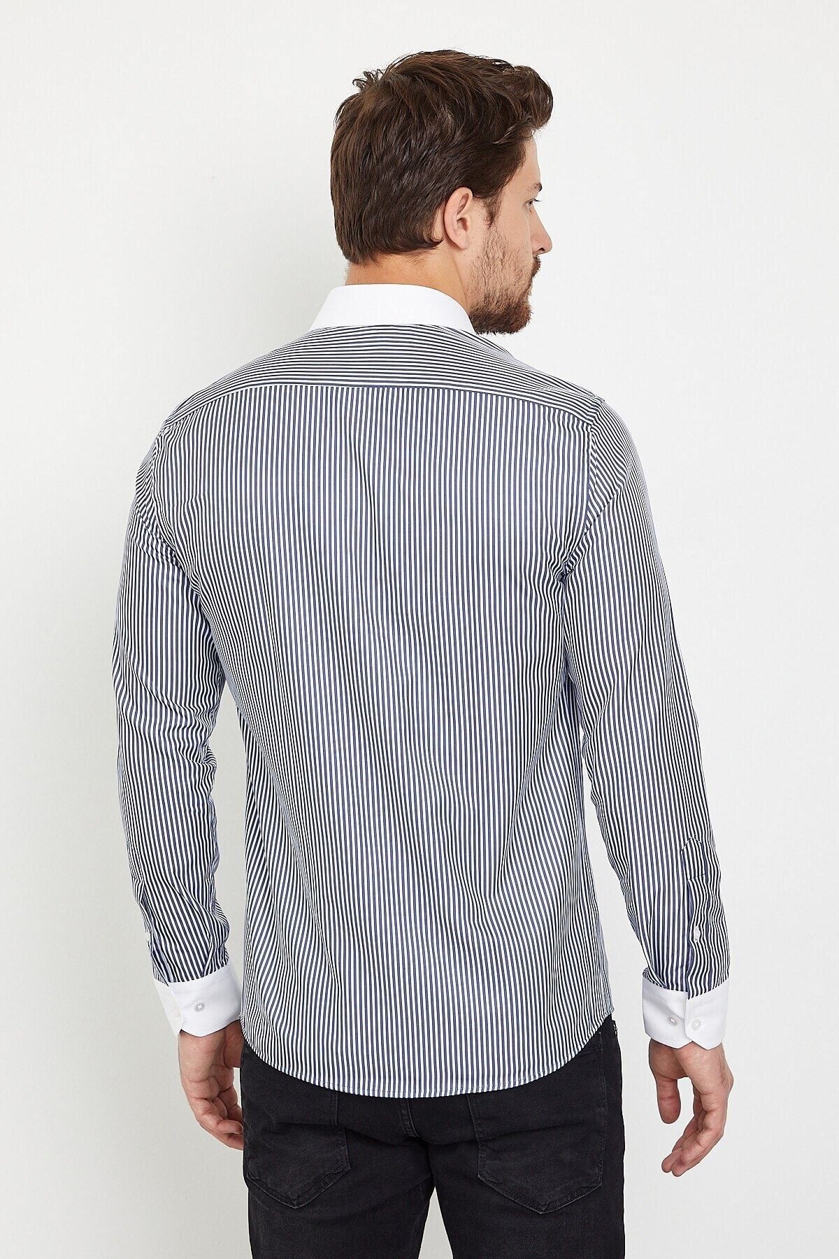 Beyaz Yakalı Laci Beyaz Çizgili Slim Fit Uzun Kol Gömlek