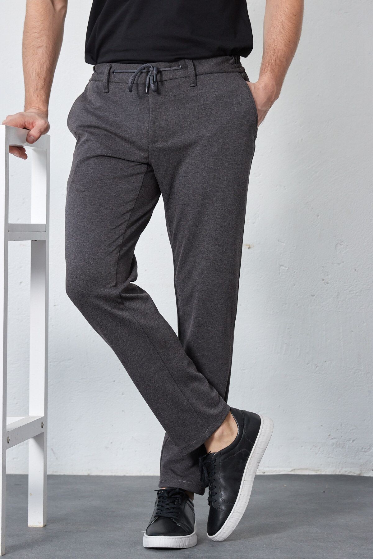 Erkek Gri Beli Lastikli Bağcıklı Örme Likralı Esnek Modern Slim Fit Jogger Pantolon