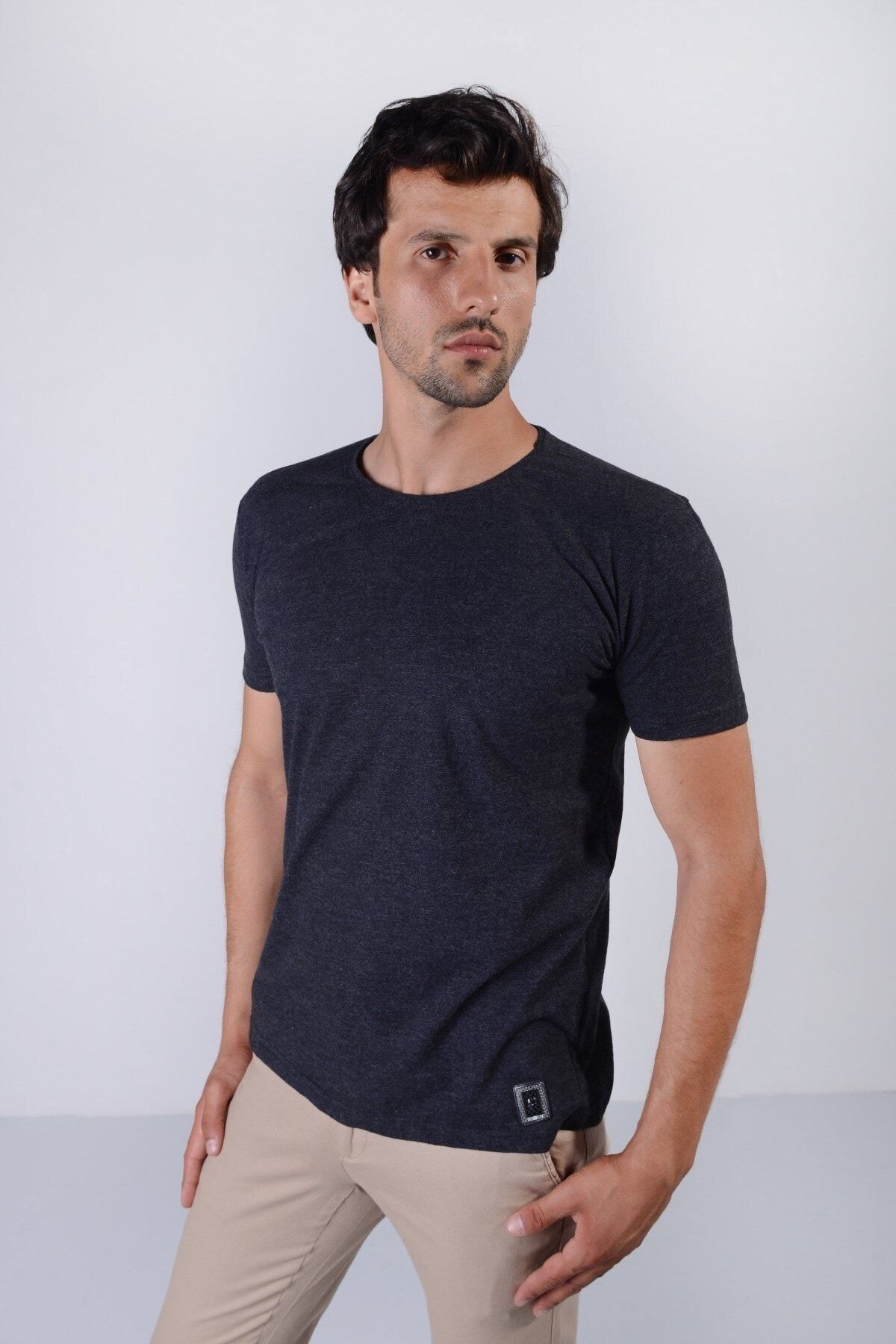 Erkek Siyah Basic Model Tişört