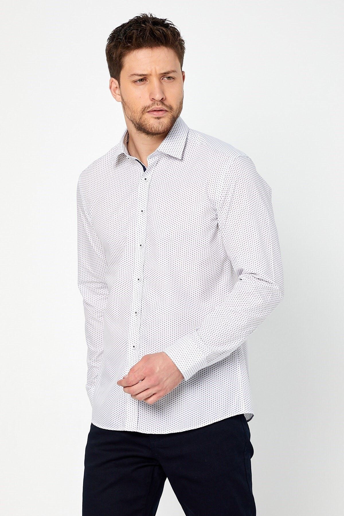Lacivert Baskılı Beyaz Slim Fit Uzun Kol Gömlek