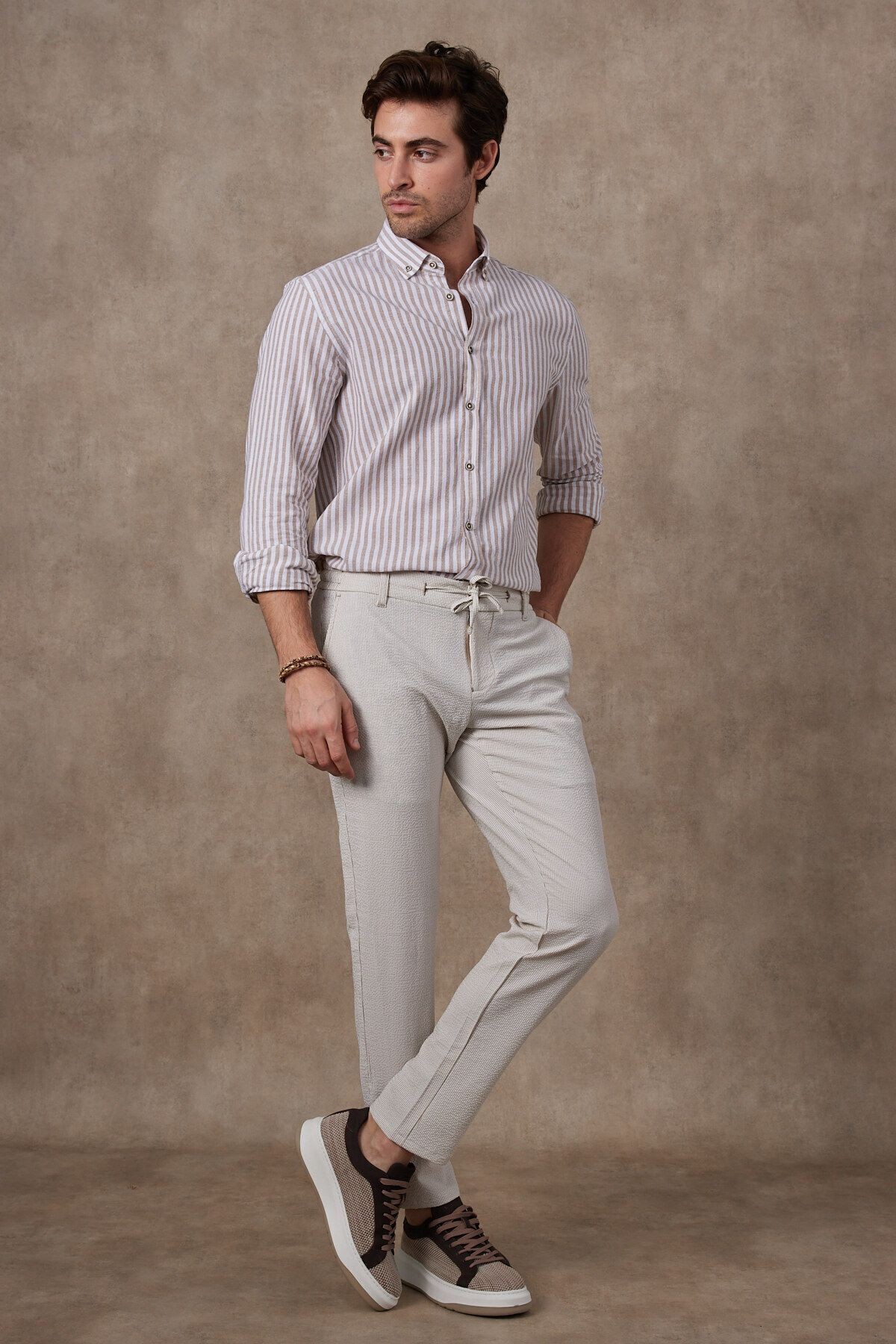 Erkek Bej Çizgili Pamuk Keten Modern Slim Fit Gömlek