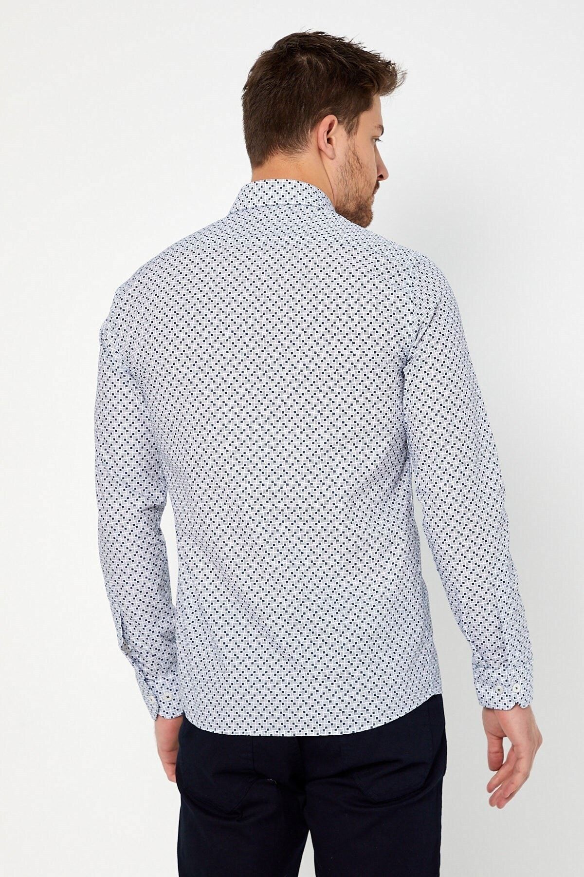 Lacivert Baskılı Beyaz Slim Fit Uzun Kol Gömlek