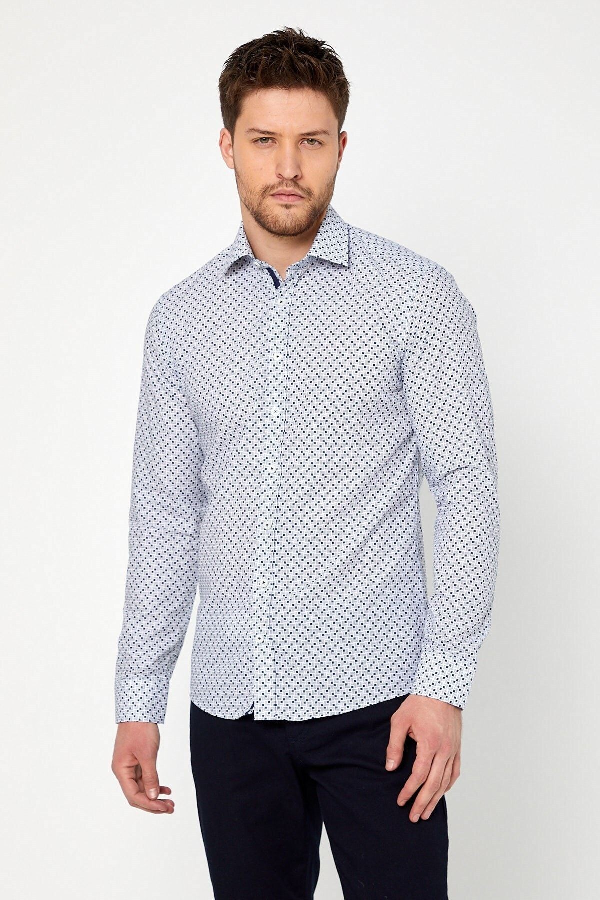 Lacivert Baskılı Beyaz Slim Fit Uzun Kol Gömlek