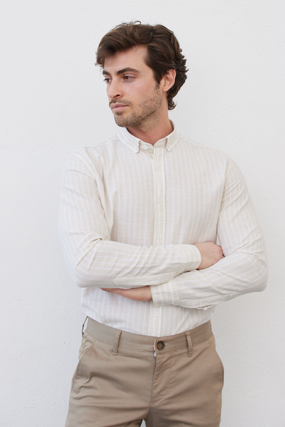 Erkek Uzun Kol Yaka Düğmeli Modern Slim Fit Dar Kesim Çizgili Pamuklu Gömlek