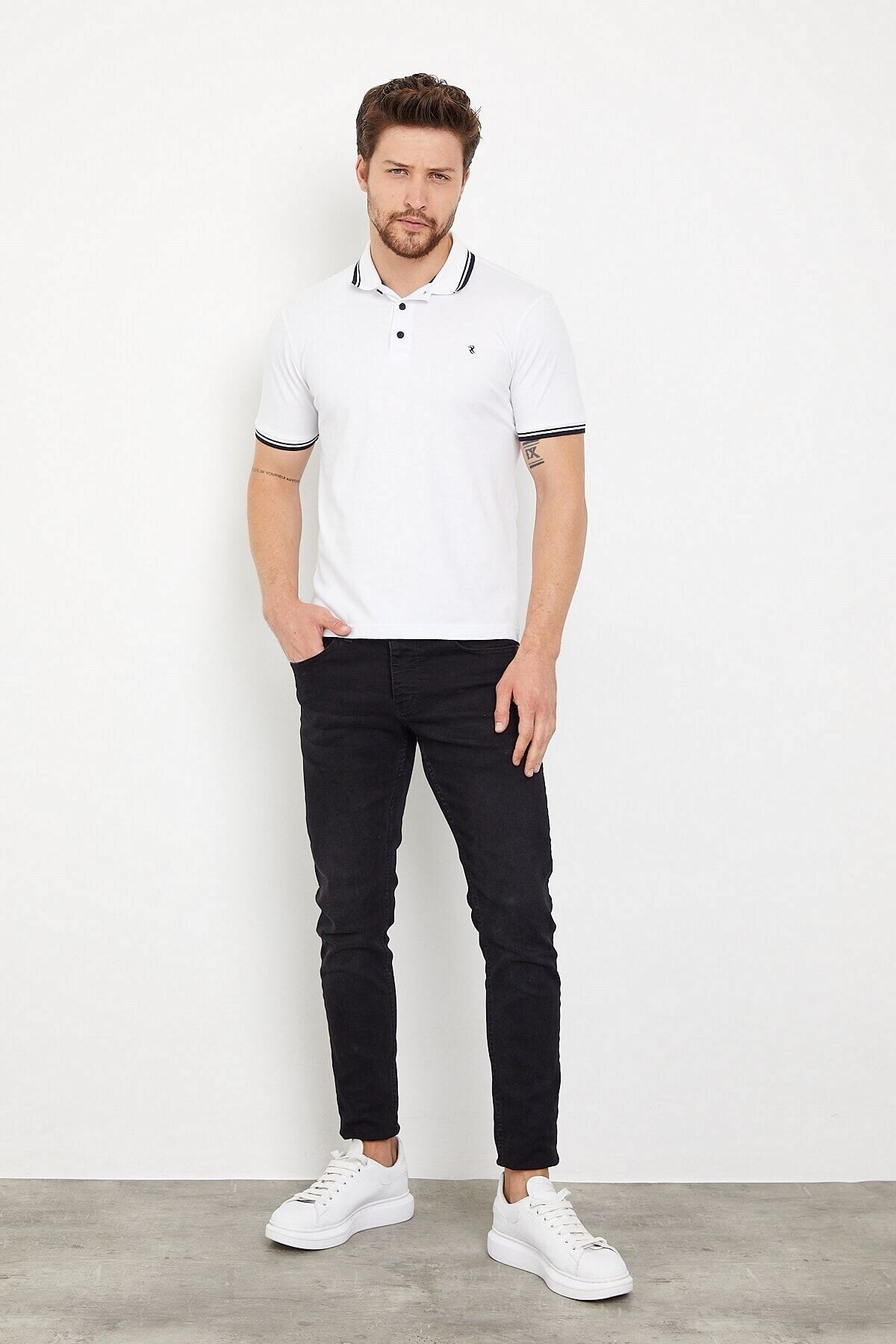Polo Yaka Beyaz Slim Fit Tişört
