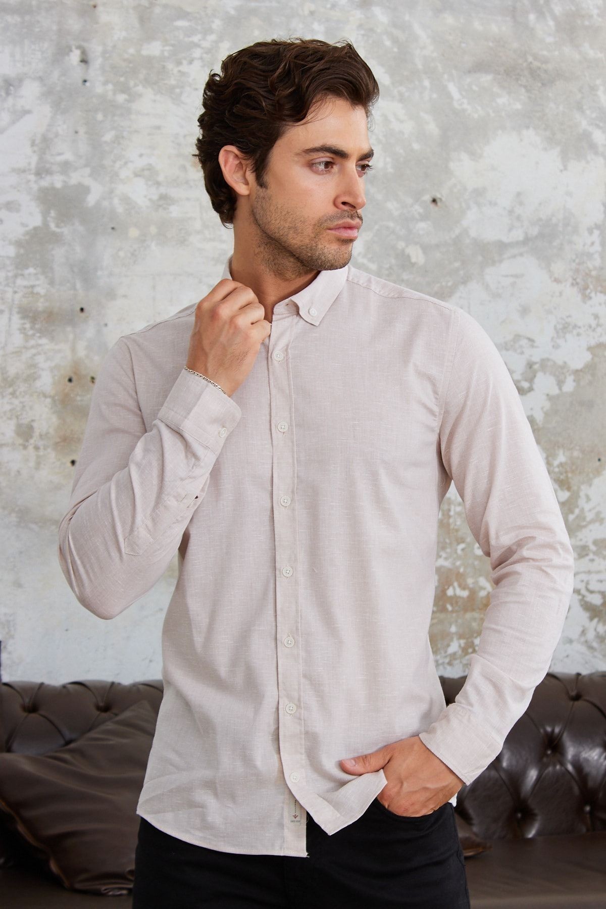 Erkek Bej Pamuklu Dar Kesim Kolay Ütü Slim Fit Gömlek
