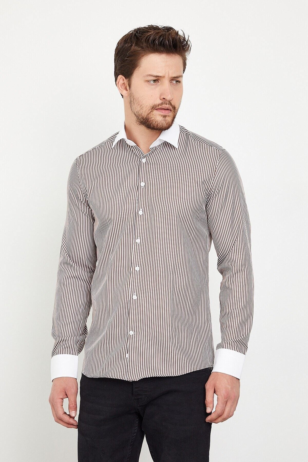 Beyaz Yakalı Kahve Beyaz Çizgili Slim Fit Uzun Kol Gömlek