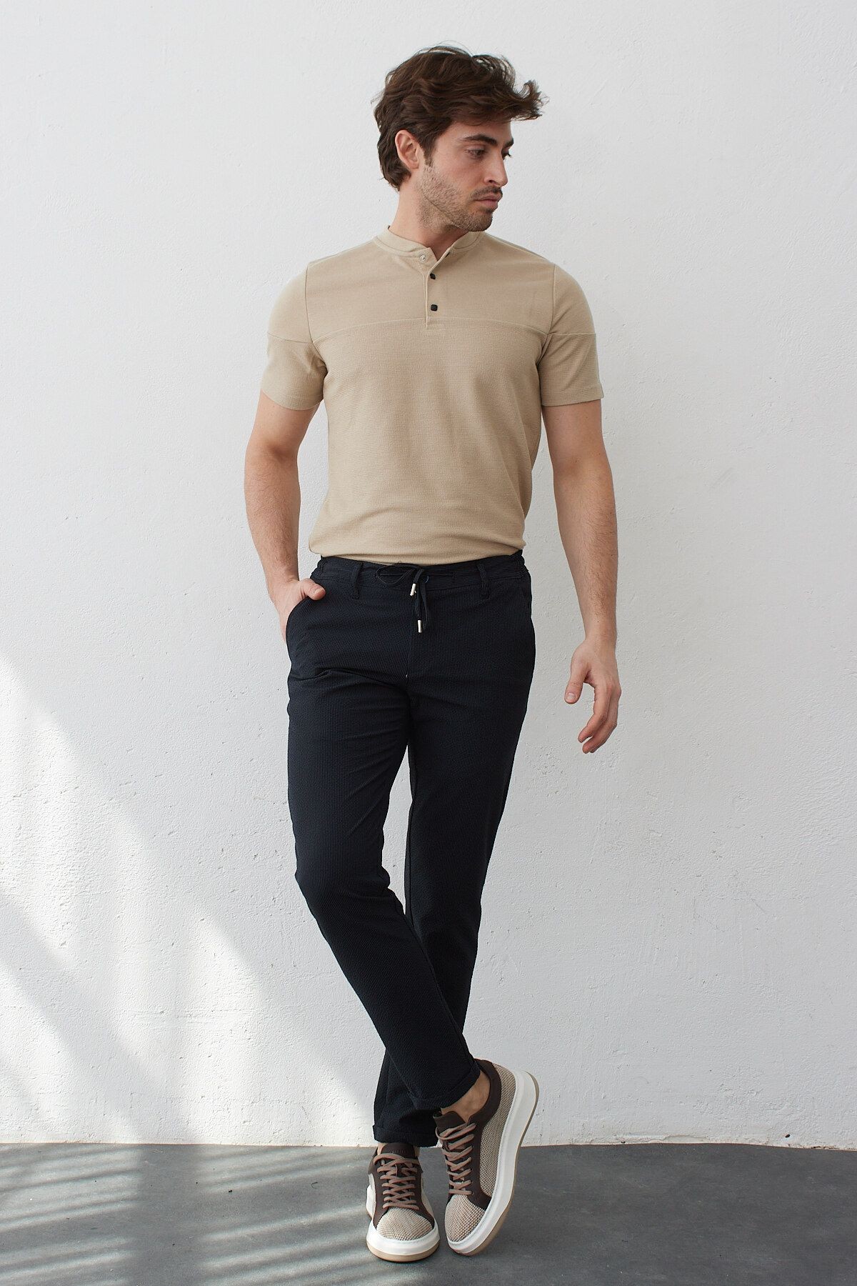 Erkek Beli Lastikli Bağcıklı Gofre Dokuma Likralı Esnek Modern Slim Fit Jogger Pantolon