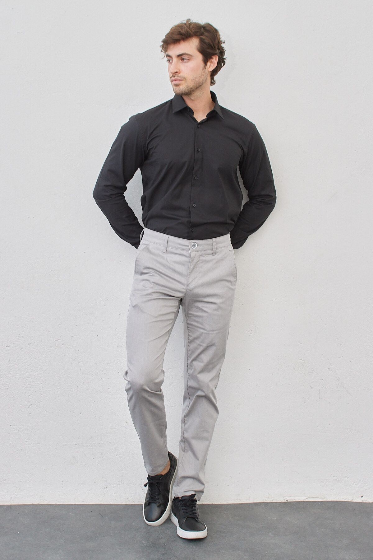 Erkek Beyaz Slim Fit Dar Kesim Pamuklu Oxford Kolay Ütü Klasik Yaka Armürlü Gömlek