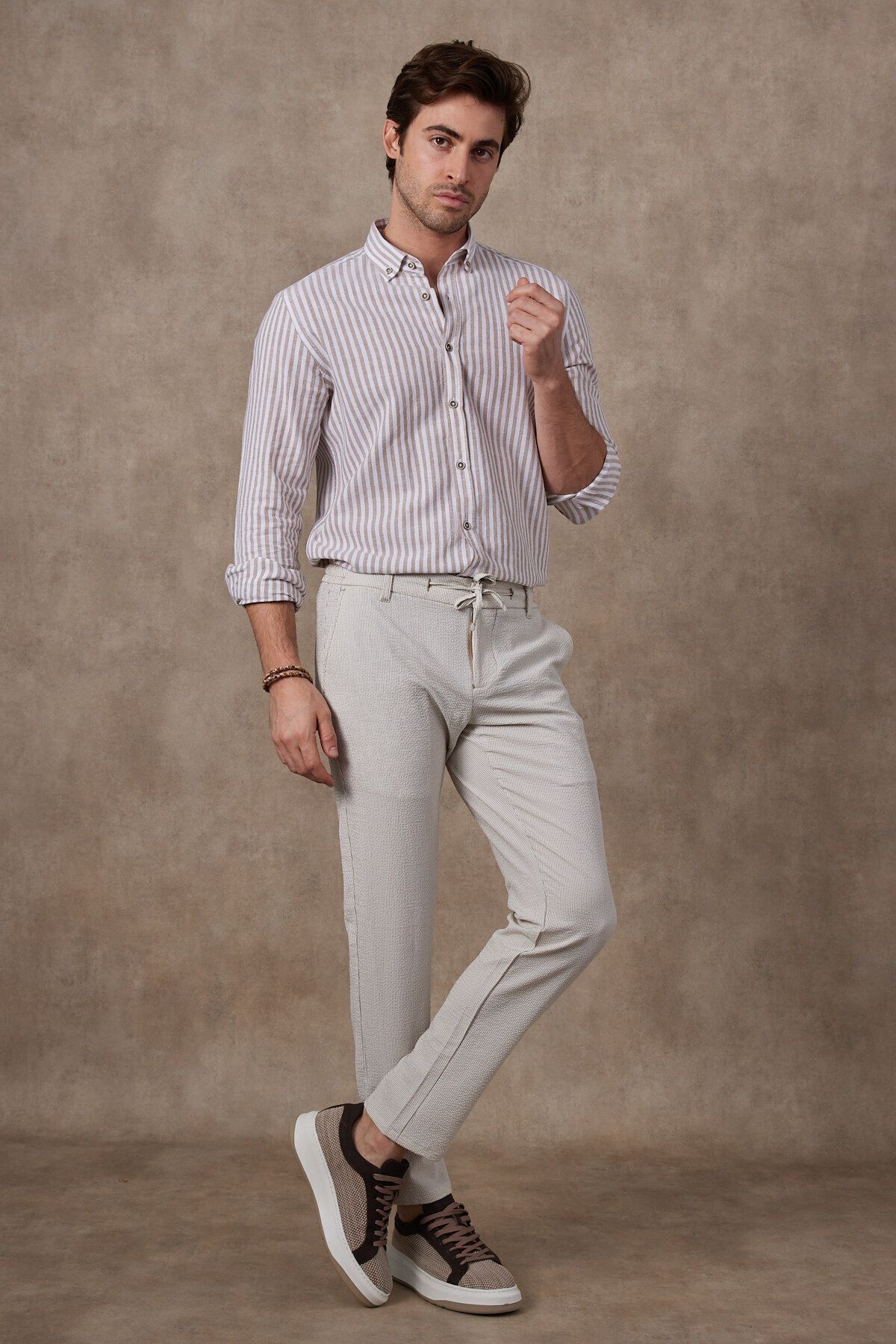 Erkek Bej Çizgili Pamuk Keten Modern Slim Fit Gömlek