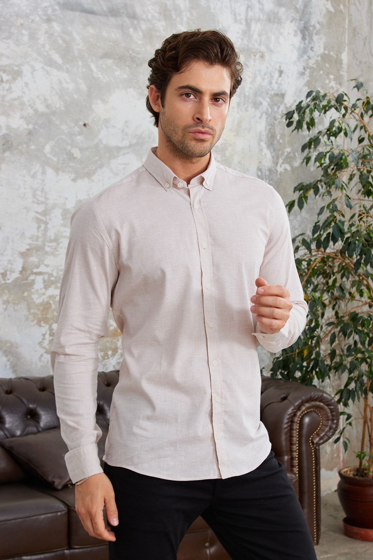 Erkek Bej Pamuklu Dar Kesim Kolay Ütü Slim Fit Gömlek