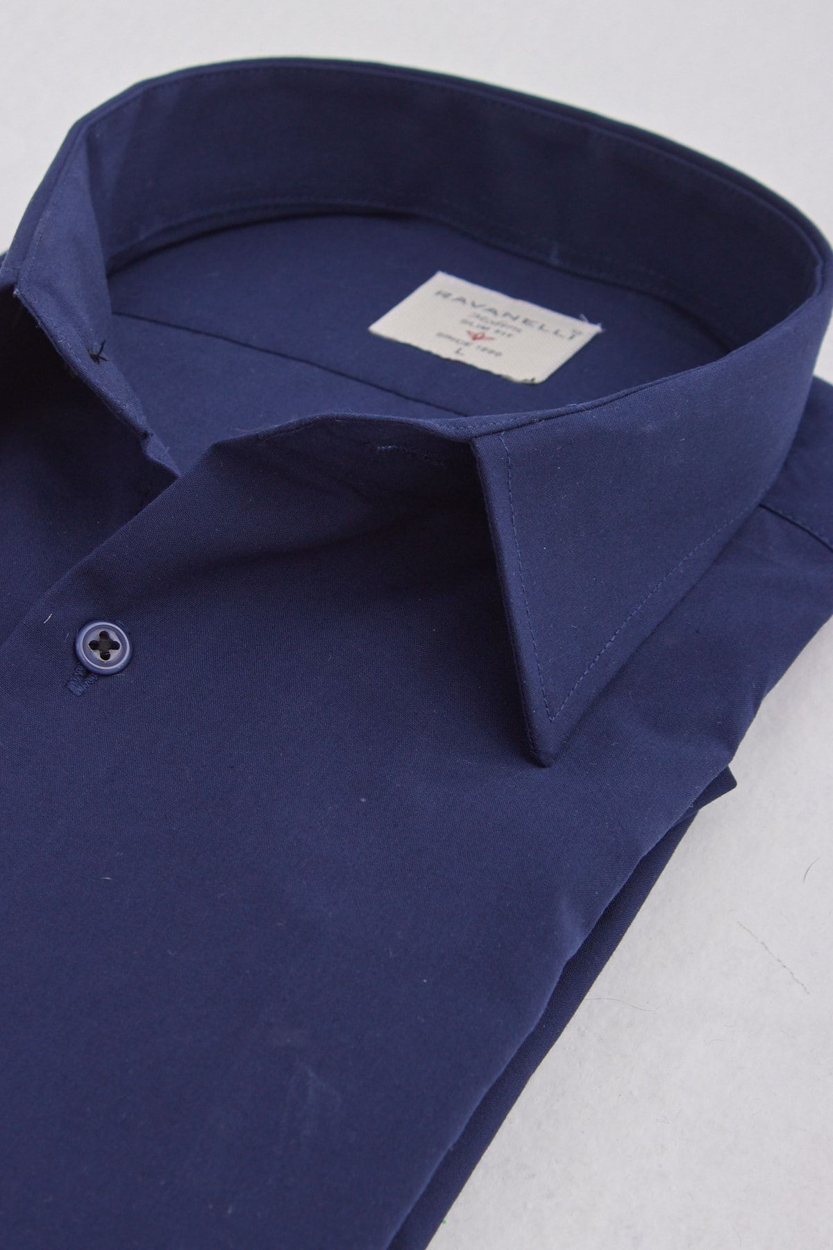 Hediye Kutulu Slim Fit Uzun Kol Gömlek