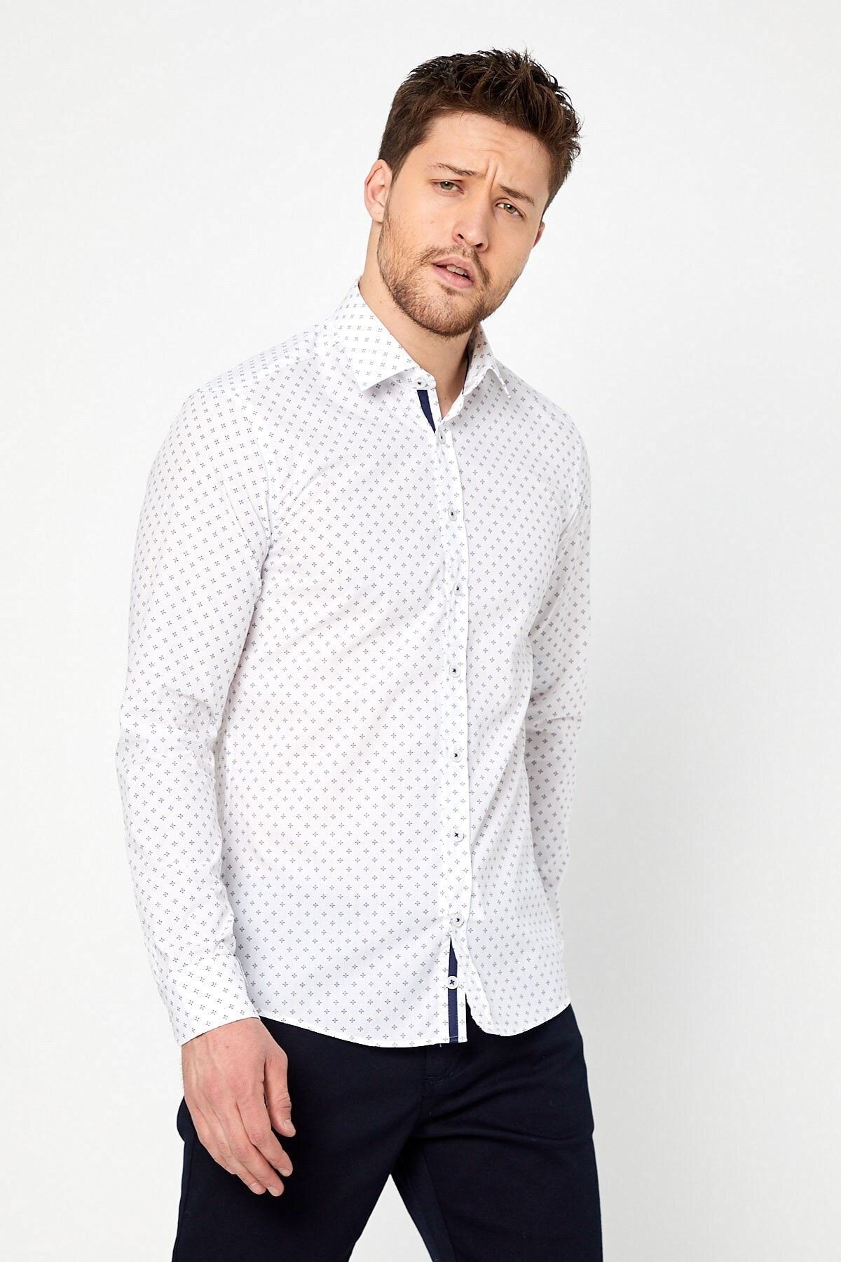 Lacivert Baskılı Beyaz Slim Fit Uzun Kol Gömlek