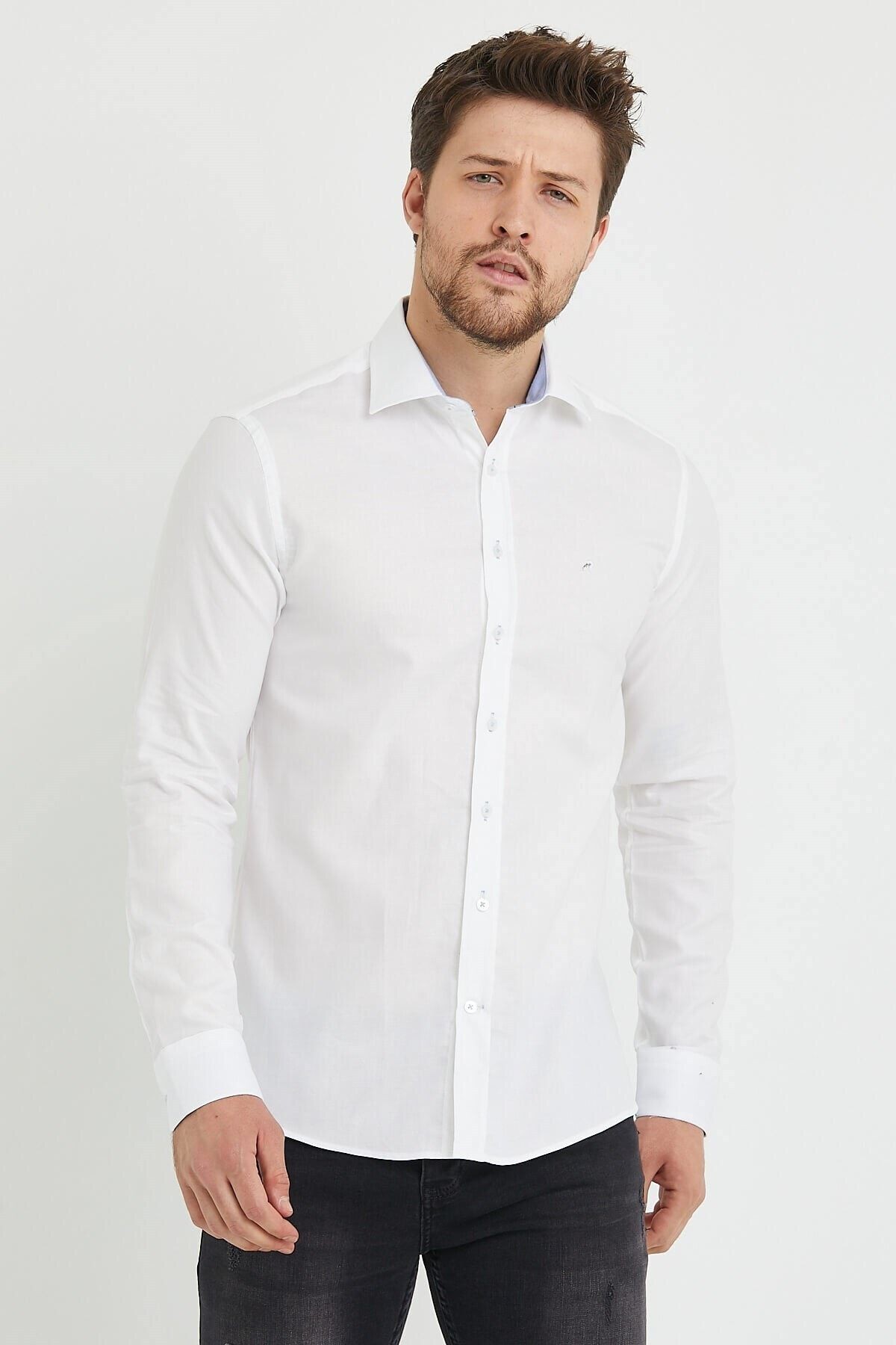 Beyaz Pamuklu Slim Fit Uzun Kol Gömlek