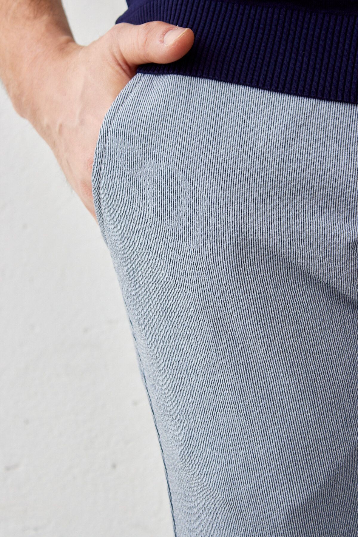 Erkek Beli Lastikli Bağcıklı İnce Çizgili Gofre Dokuma Likralı Esnek Modern Slim Fit Jogger Pantolon