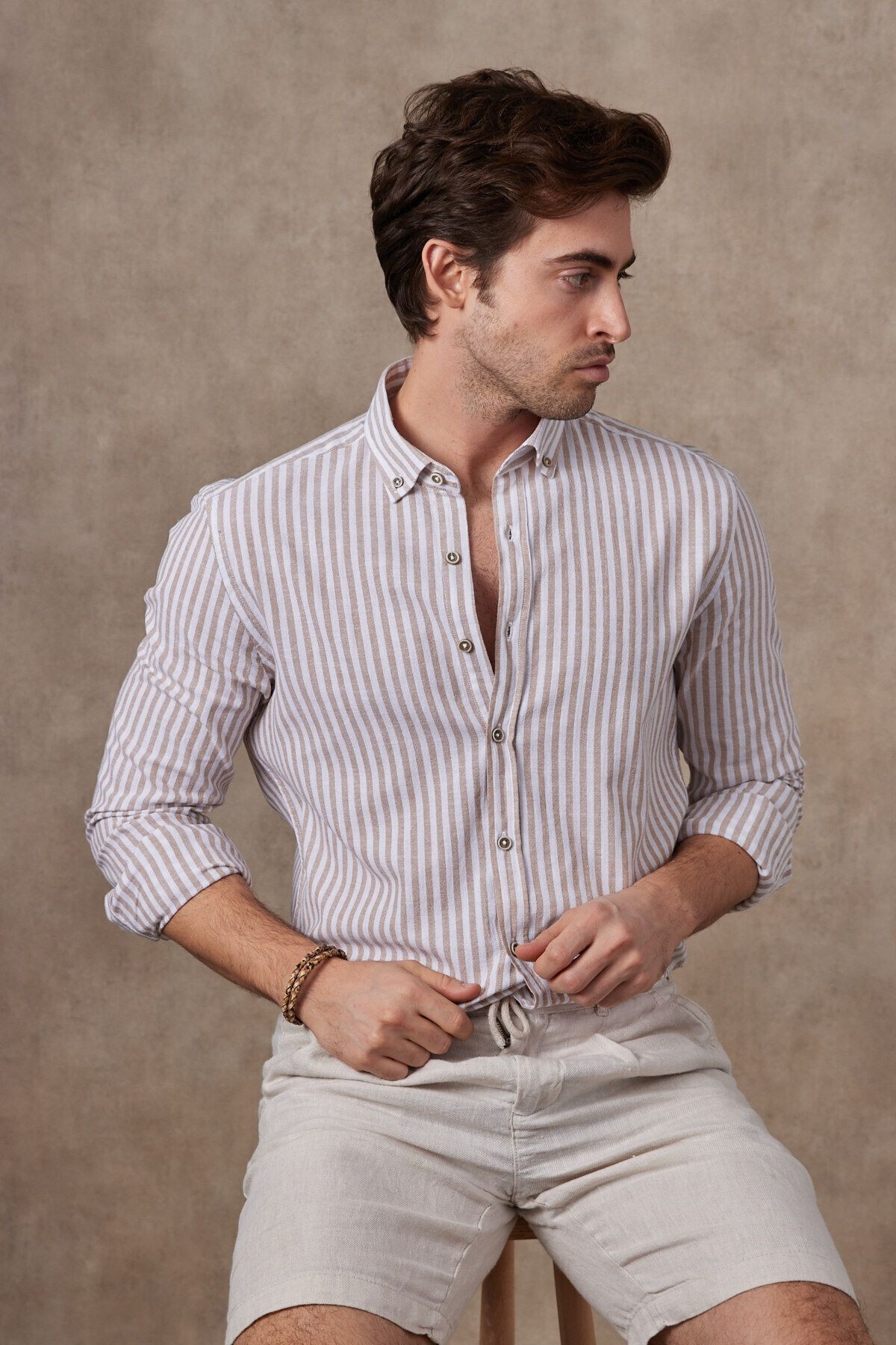 Erkek Bej Çizgili Pamuk Keten Modern Slim Fit Gömlek