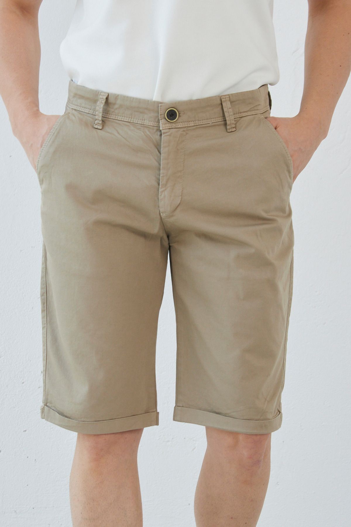Erkek Bej Slim Fit Dar Kesim Gabardin Pamuklu Casual Chino Şort
