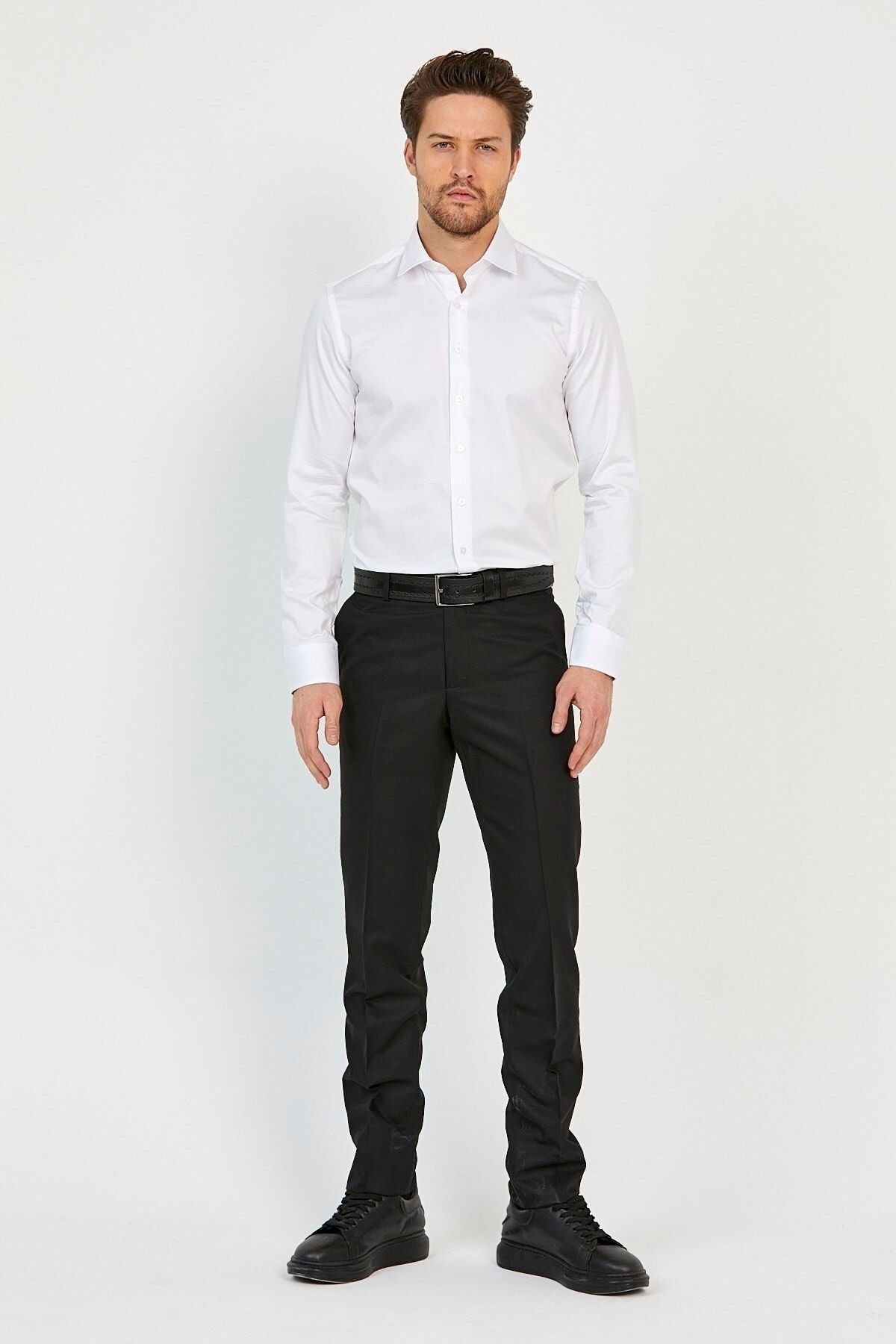 Beyaz Pamuk Saten Slim Fit Uzun Kol Gömlek