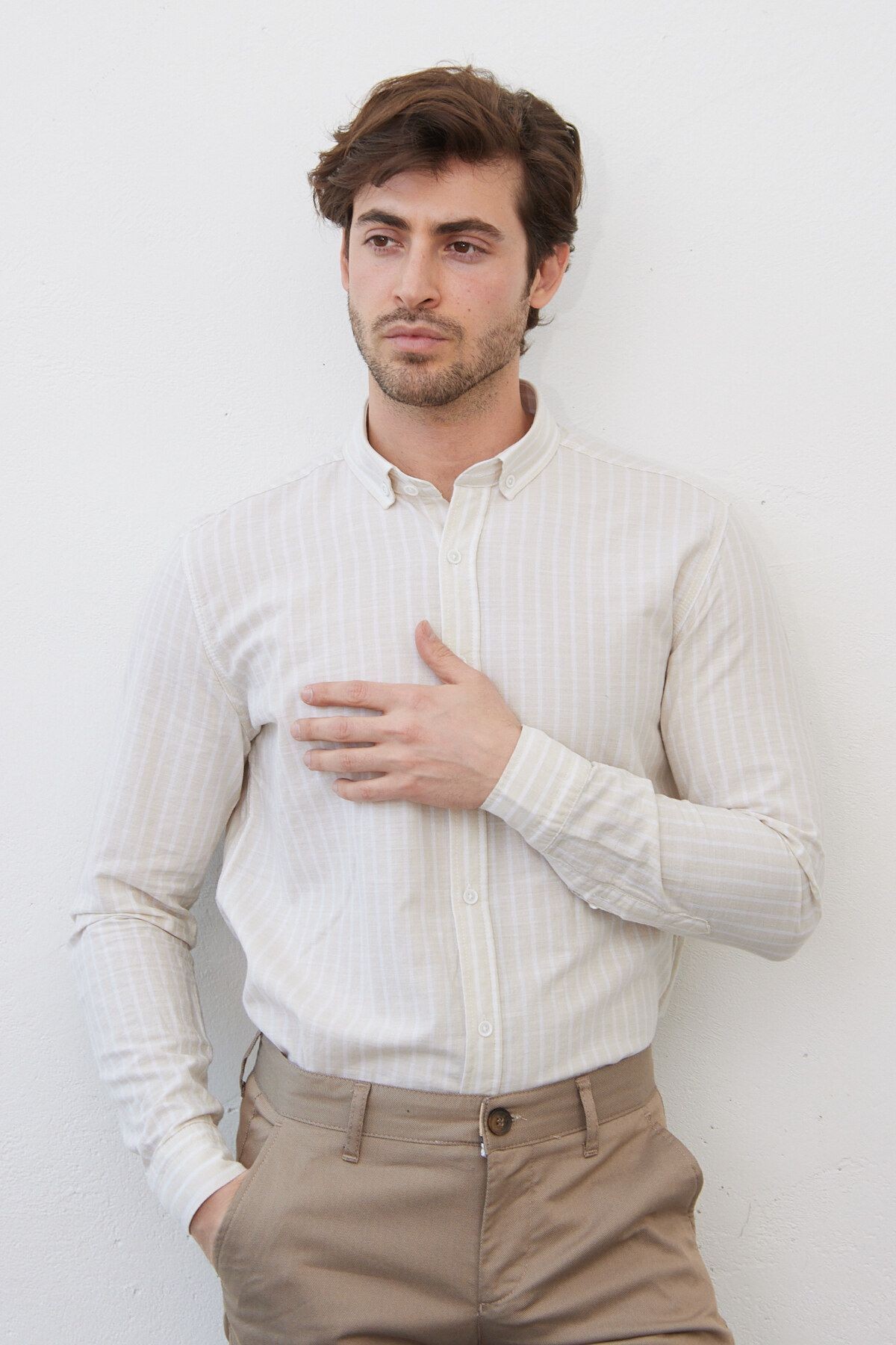 Erkek Uzun Kol Yaka Düğmeli Modern Slim Fit Dar Kesim Çizgili Pamuklu Gömlek