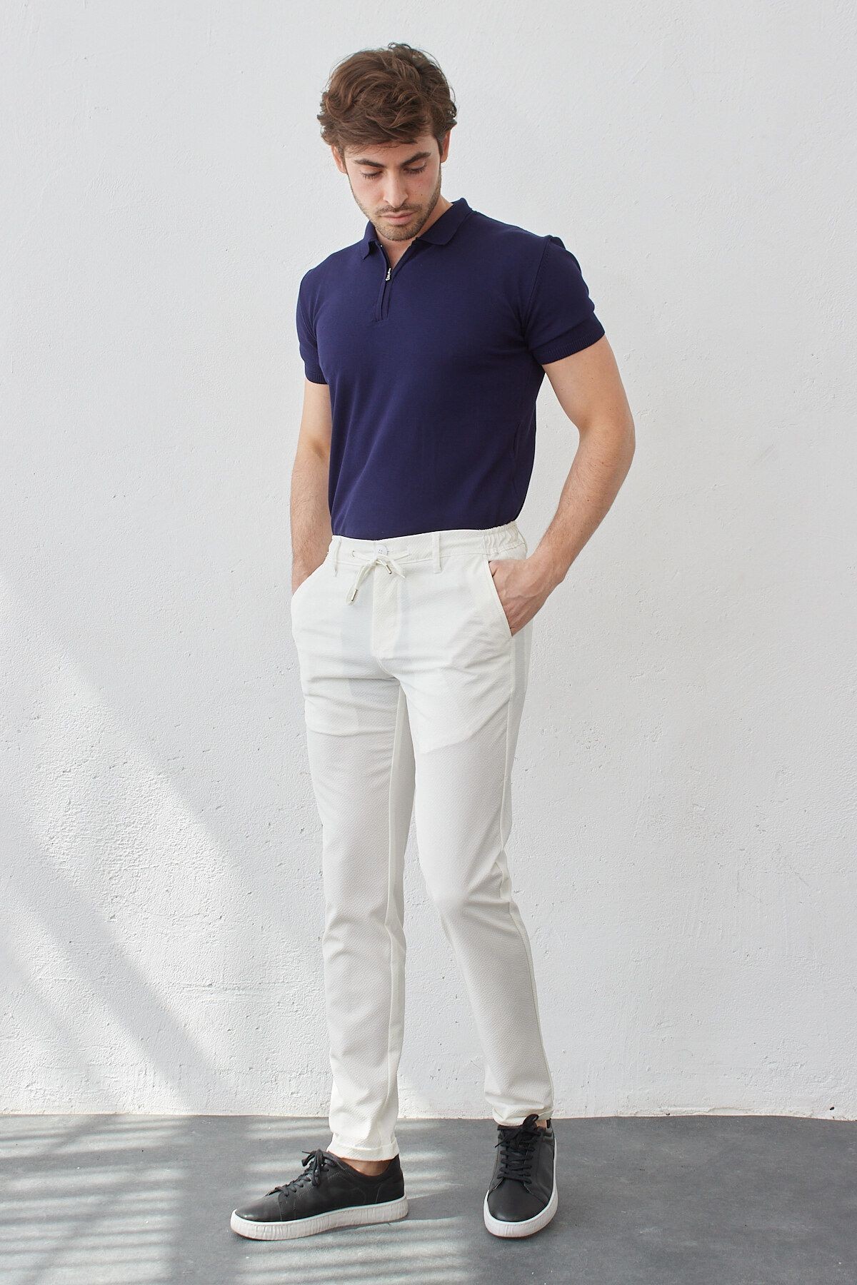 Erkek Beyaz Beli Lastikli Bağcıklı Düz Gofre Dokuma Likralı Esnek Modern Slim Fit Jogger Pantolon