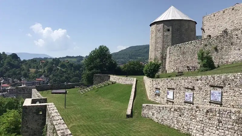 Travnik Kalesi