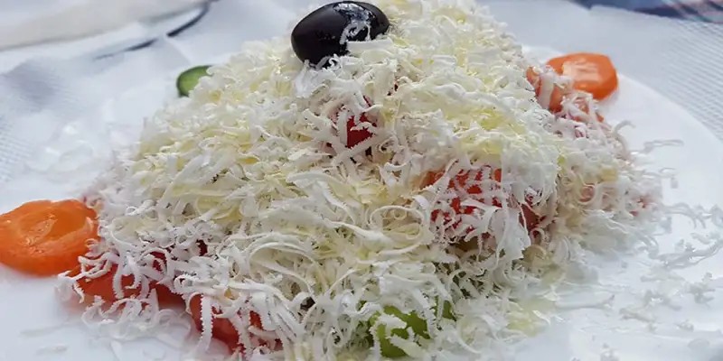 Makedon Salatası