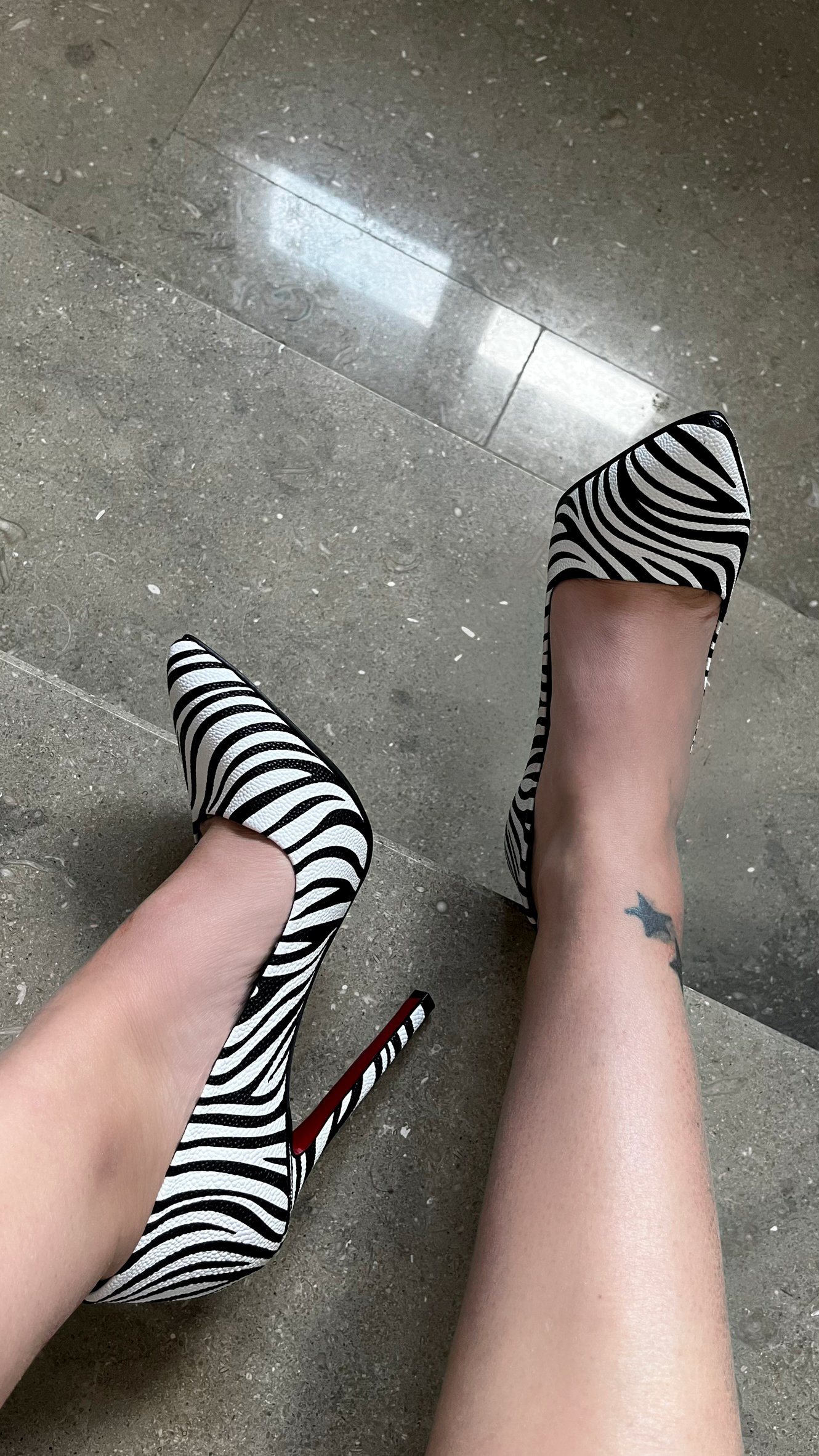 Zebra Desenli Stiletto