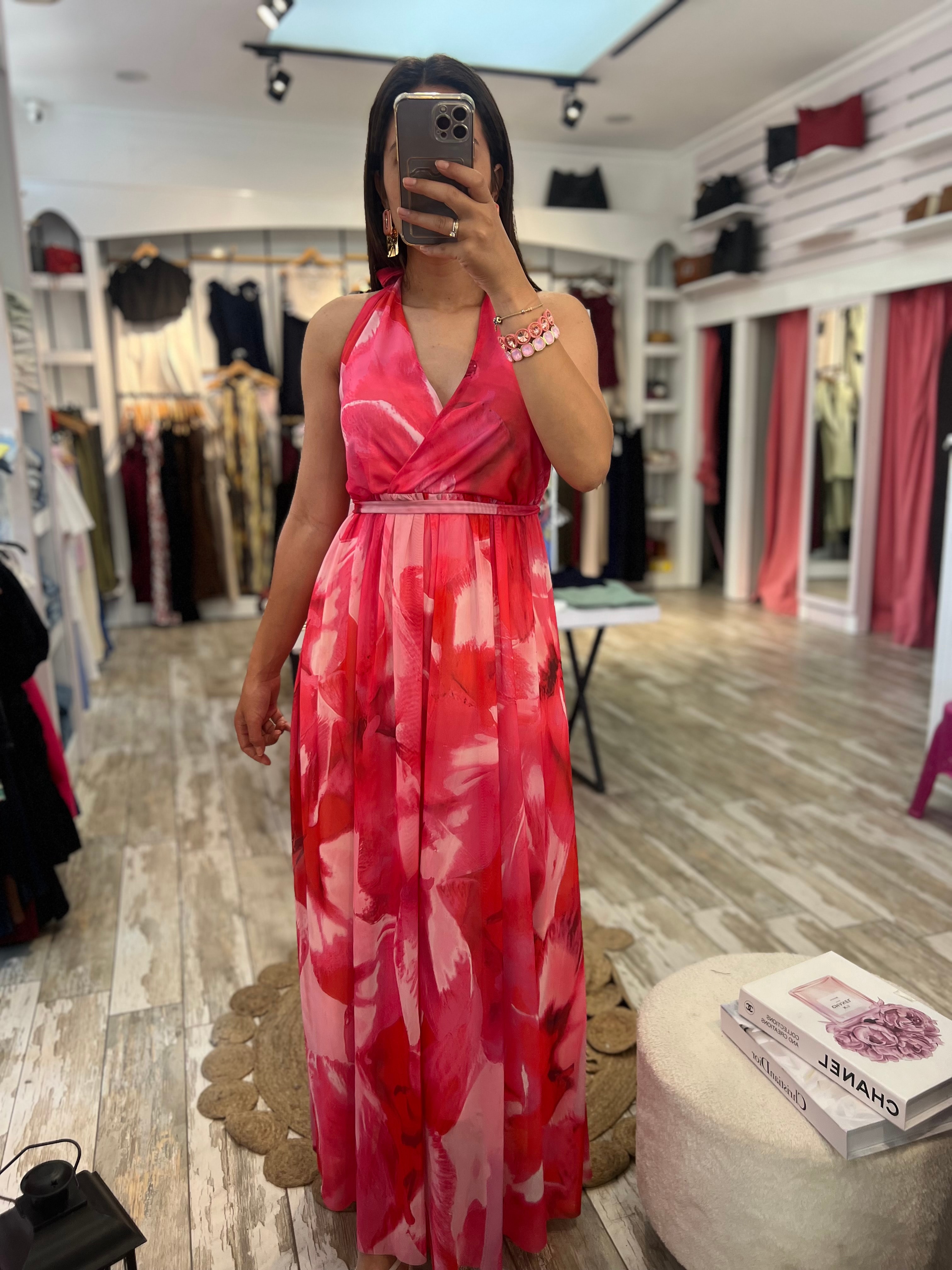 Boyundan Bağlamalı Elbise 