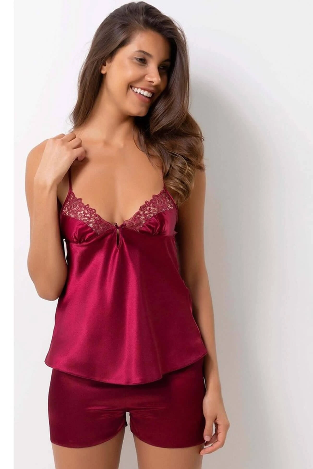 Pierre Cardin Diz Üstü Sırt Dekolteli Dantelli Saten Altılı Gecelik Sabahlık Çeyiz Seti