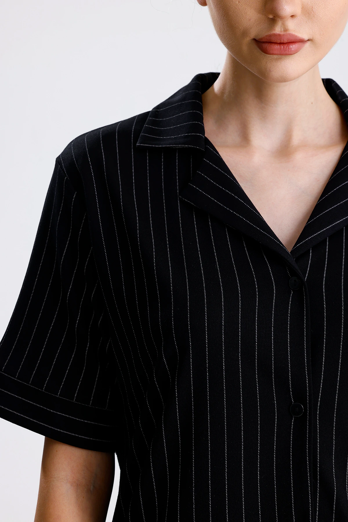 Espuar Kadın Önden Düğmeli Çizgili Şort Takım