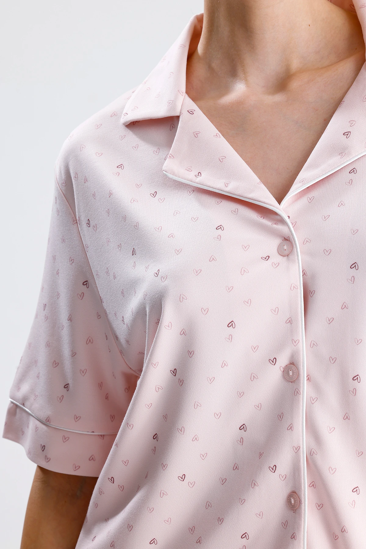 Espuar Kadın Kalp Desenli Önden Düğmeli Şort Takım