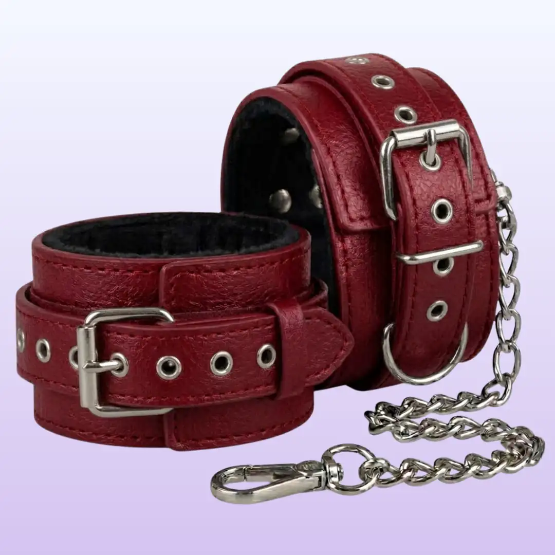 The Fetish Fantasy Series Klipsli Fetiş Deri Kelepçe-Kırmızı