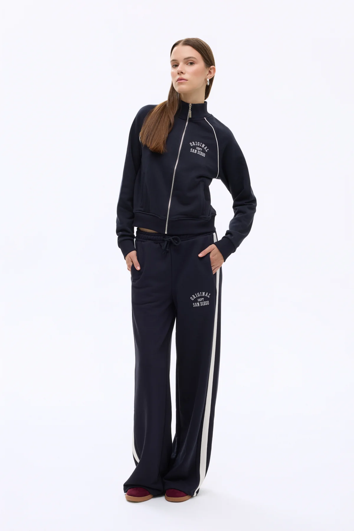 PNT00760 PAÇA GENİŞ ÇİZGİLİ EŞOFMAN
