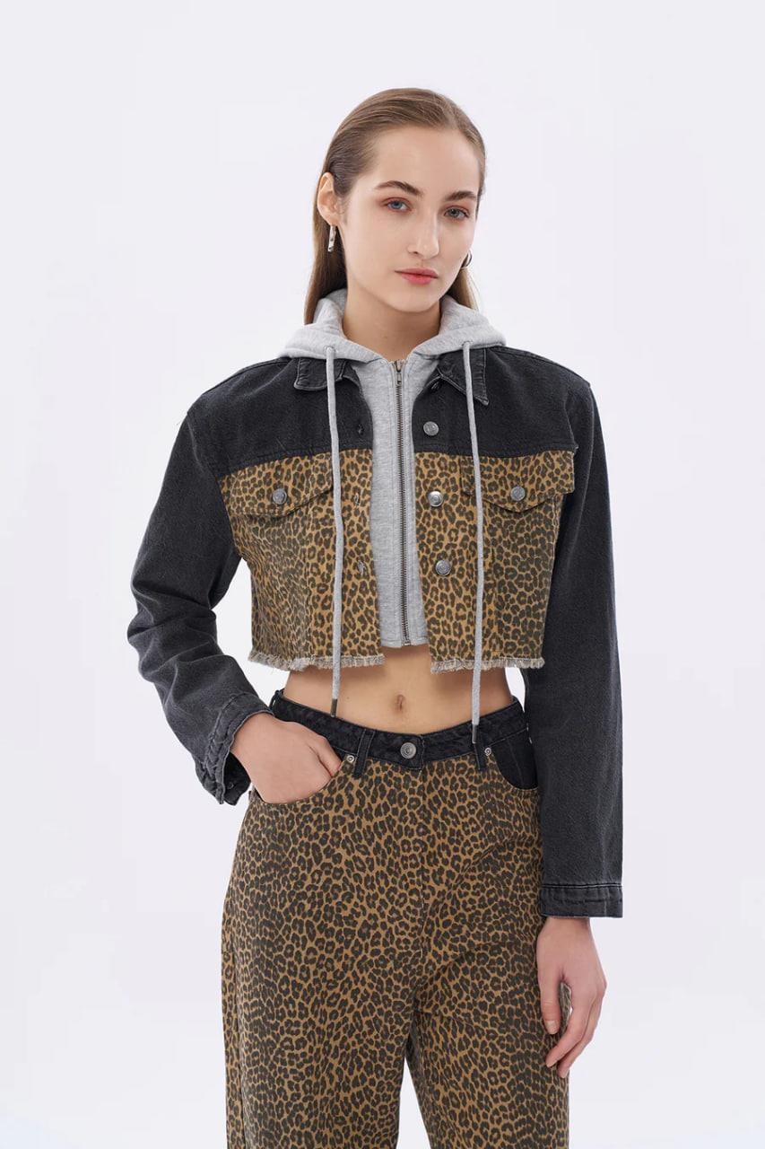 0510254 KAPÜŞONLU LEOPAR DETAYLI KISA JEAN CEKET