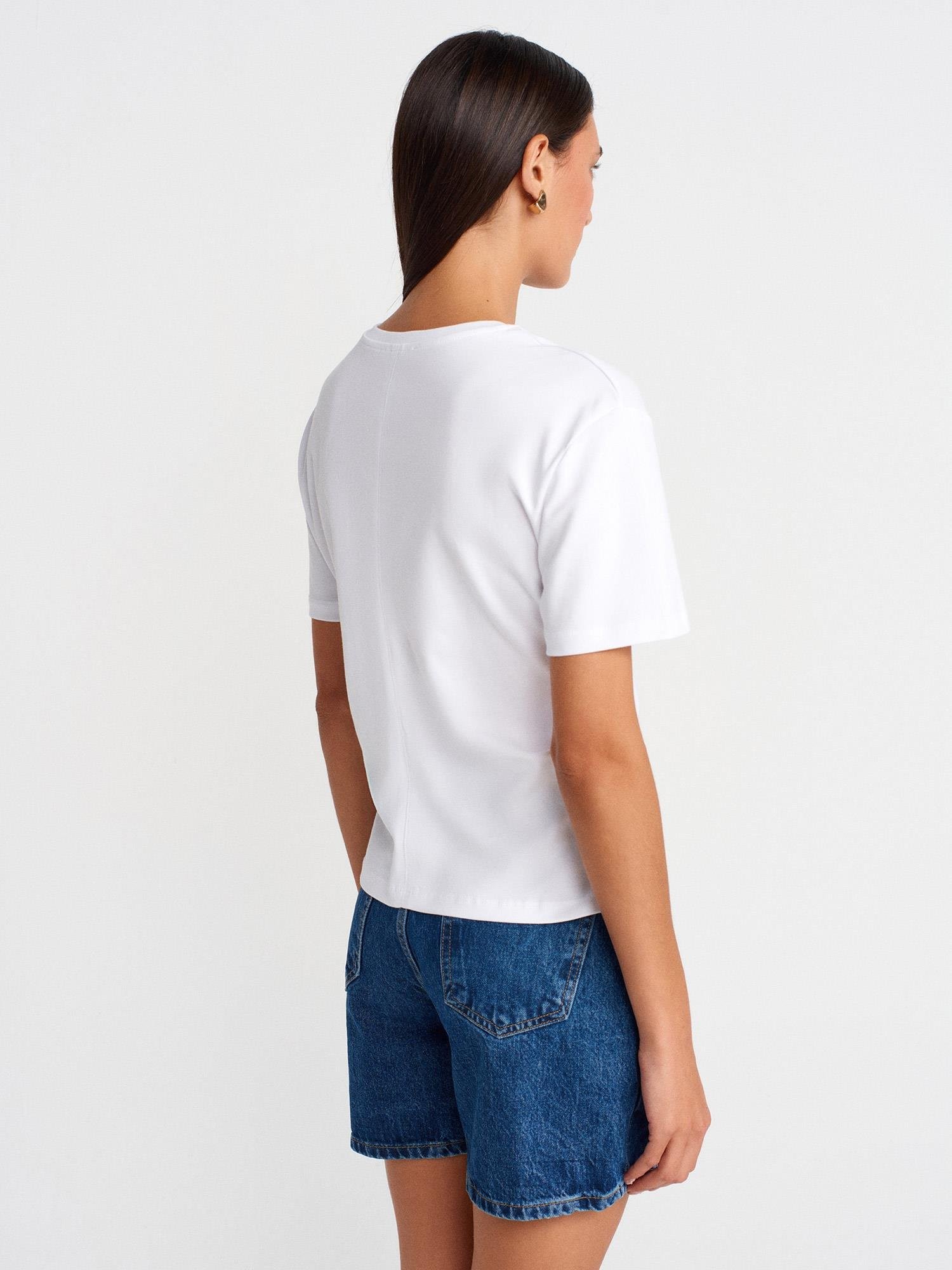 31874 YIRTMAÇ DETAYLI T-SHIRT