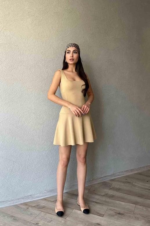 2390 ETEĞİ VOLANLI MİNİ ELBİSE