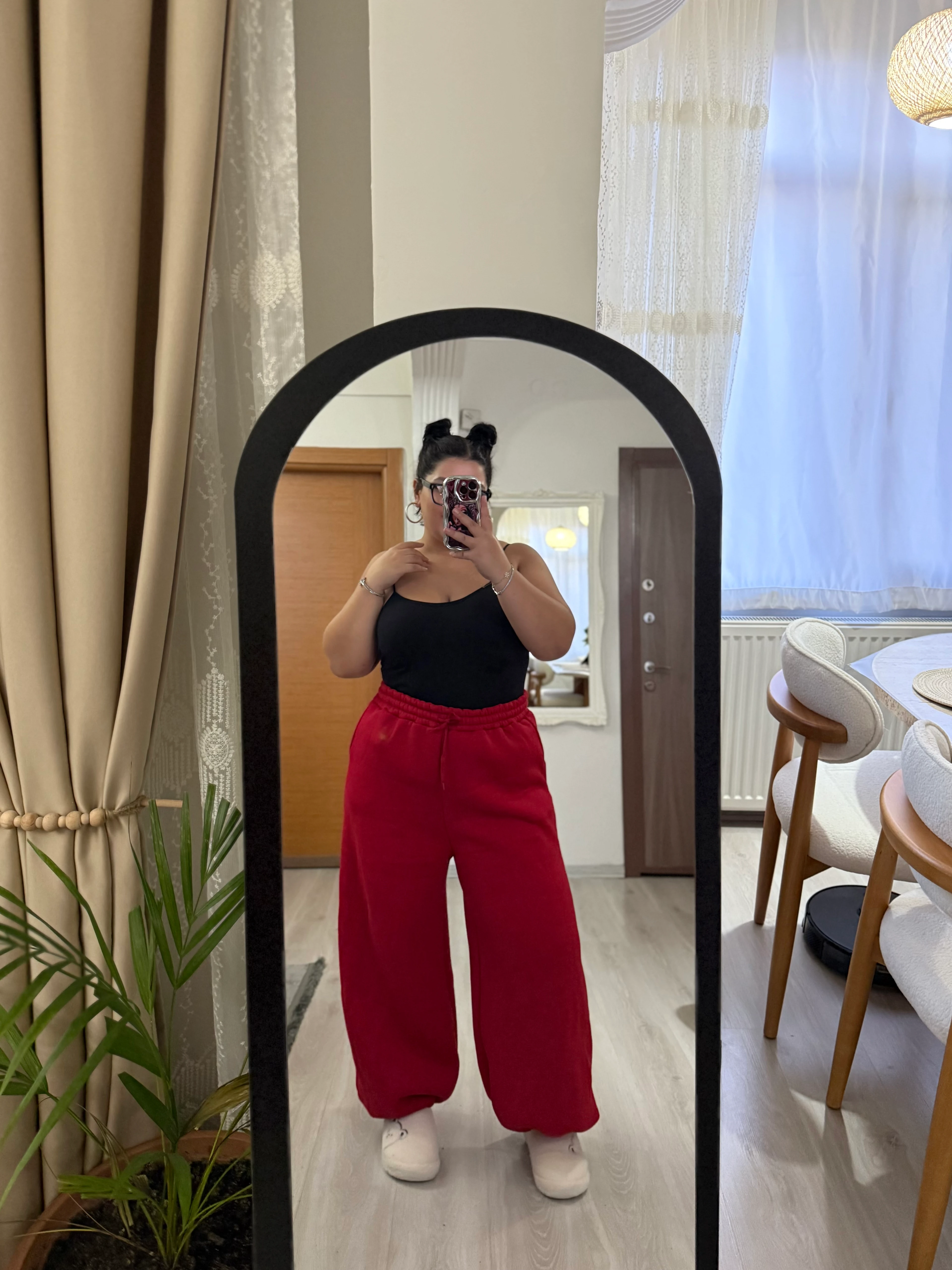 Kırmızı Renk Aşırı Oversize Eşofman Altı