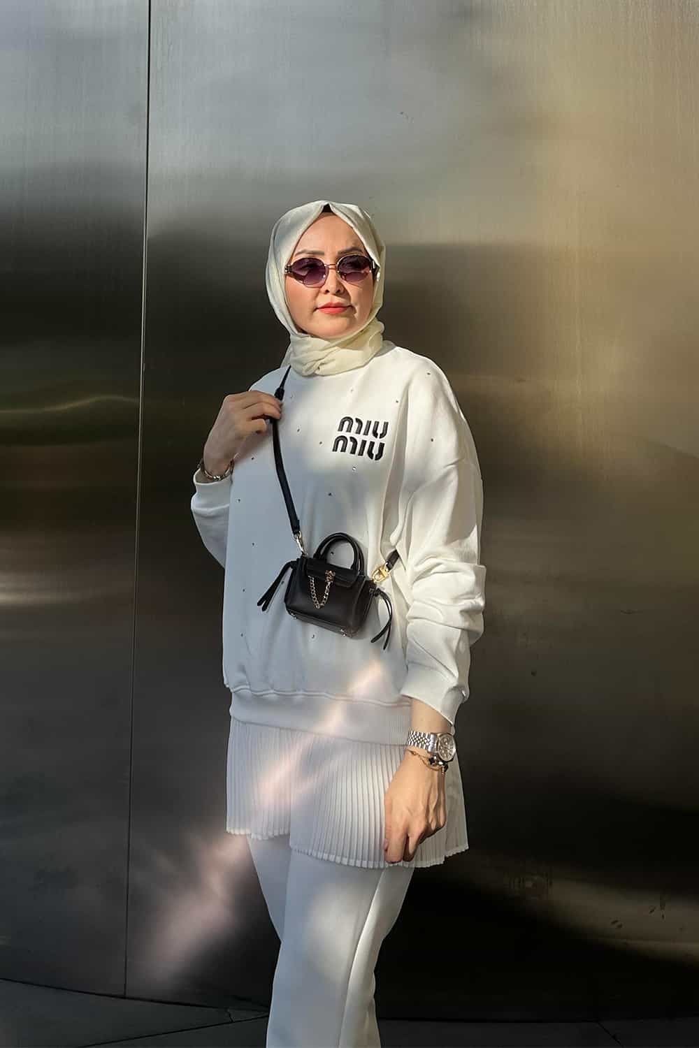 Miu Taşlı Premium Sweatshirt Beyaz