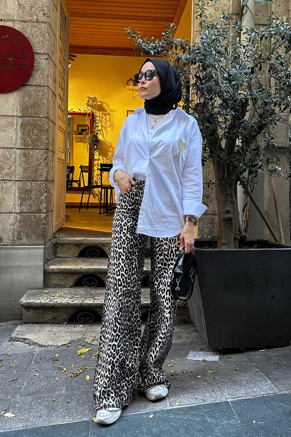 Ami Nakışlı Gömlek - Beyaz