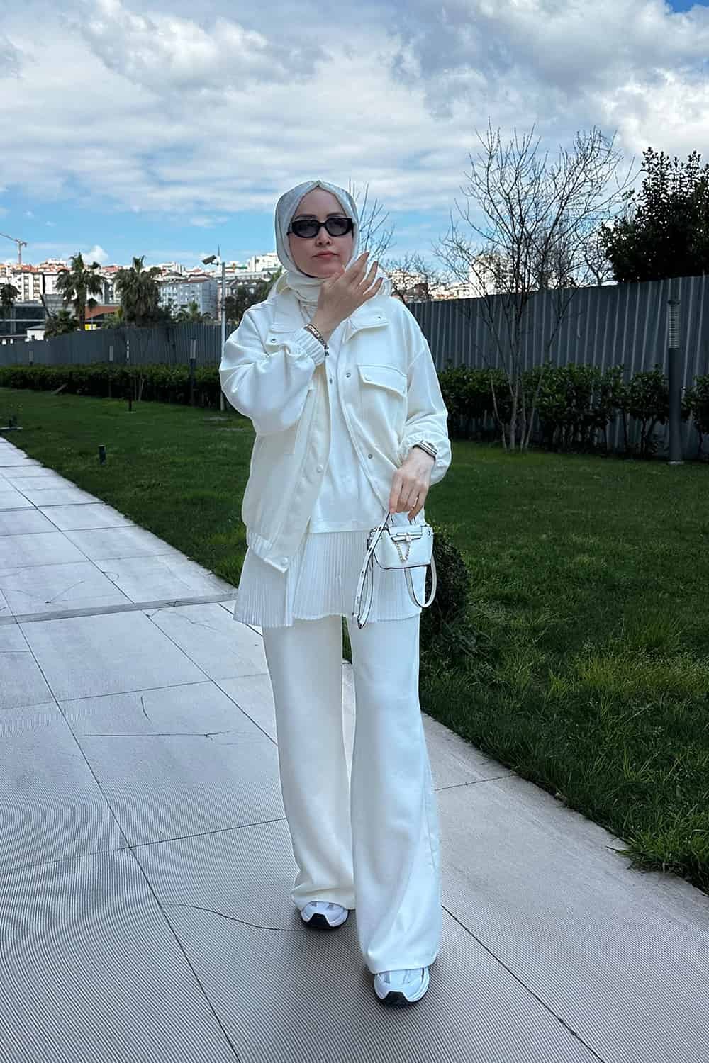 Takım - Beyaz