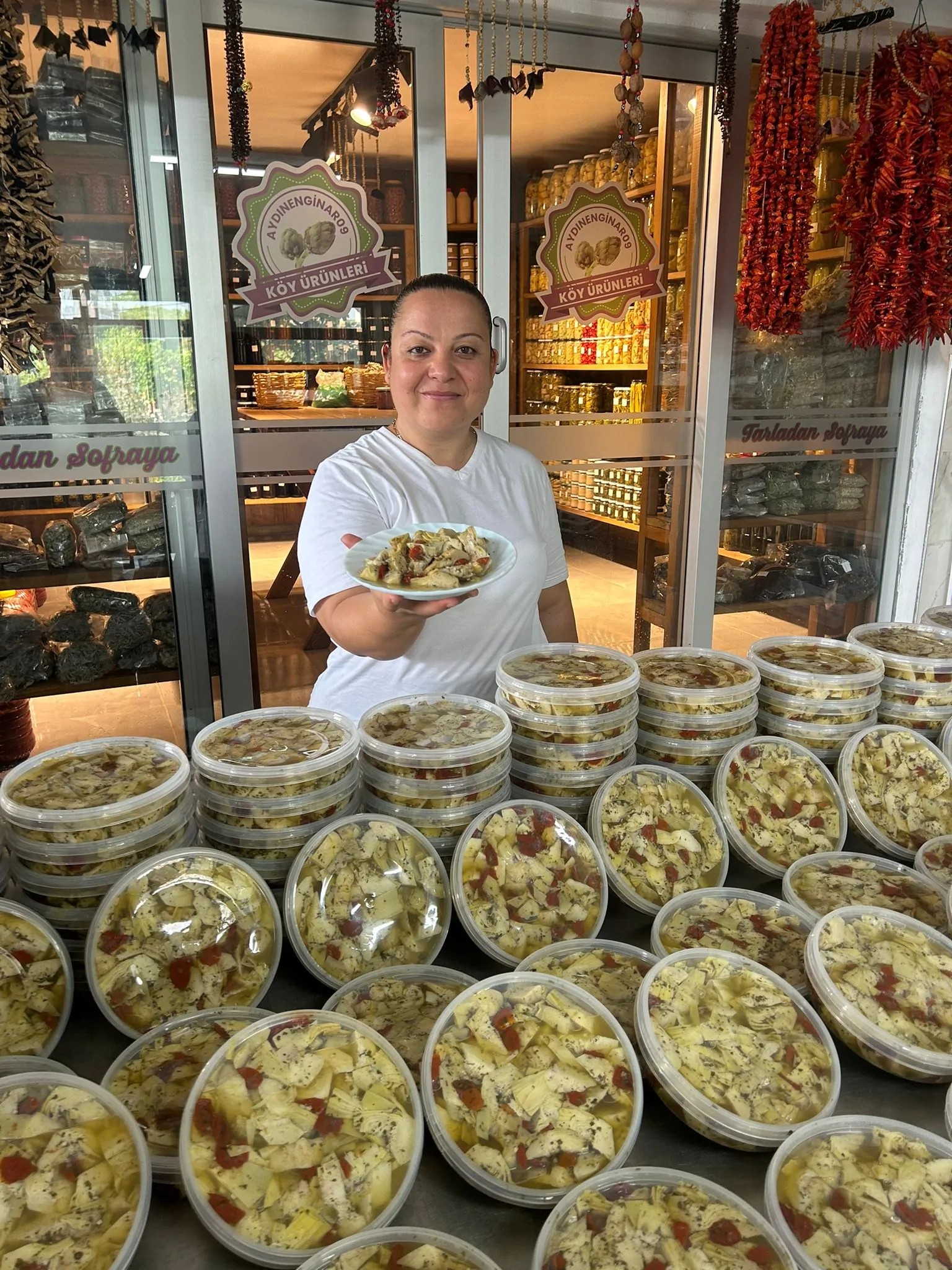 1 Kg YağlanmışDoğranmış Bebek Enginar Salatası