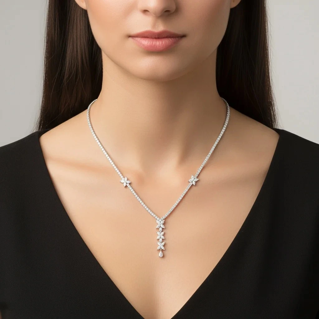 Украшение: 5,5 карата бриллианта Колье