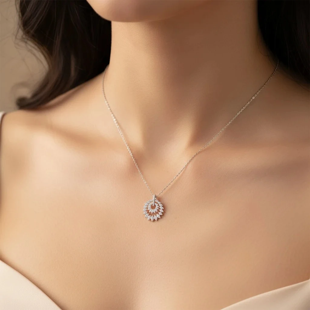 Украшение: 1,1.6 карата бриллианта Колье