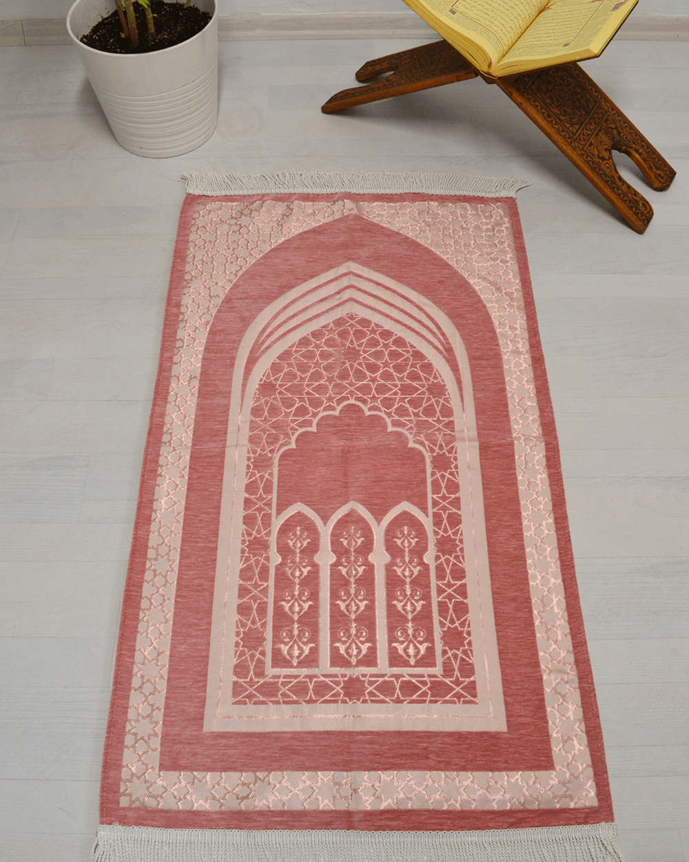 Mihrap Desenli Astarlı Seccade Pembe