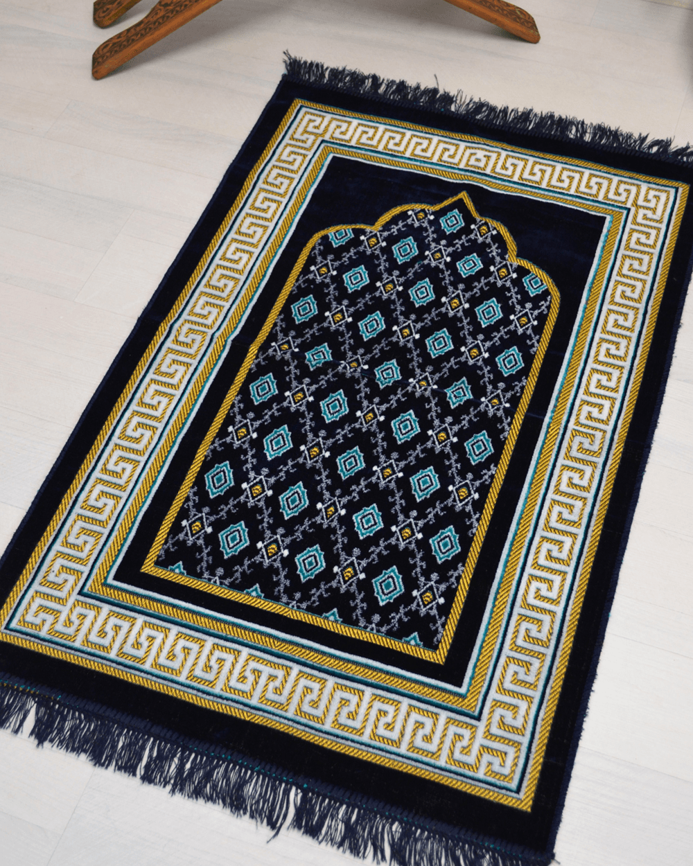 Kadife Seccade Lacivert- 70x110 cm -– Ekonomik;Hafif ve Kullanışlı