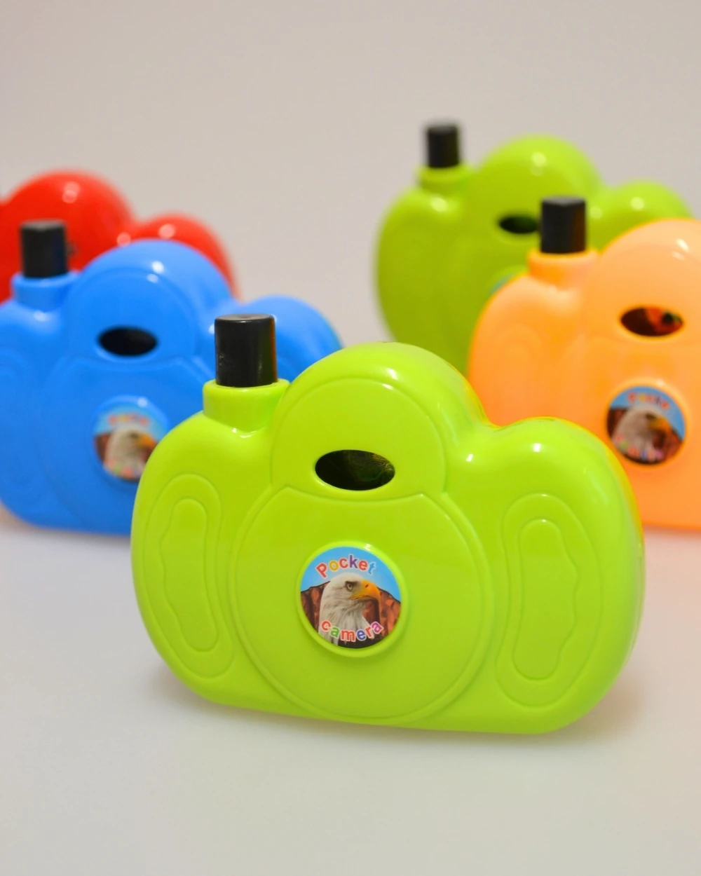 Kâbe ve Umre Fotoğraflı Nostaljik Oyuncak Fotoğraf Makinesi – Çocuklar İçin Hediyelik 5’li Set, İslami Eğitim ve Hatıra Oyuncağı