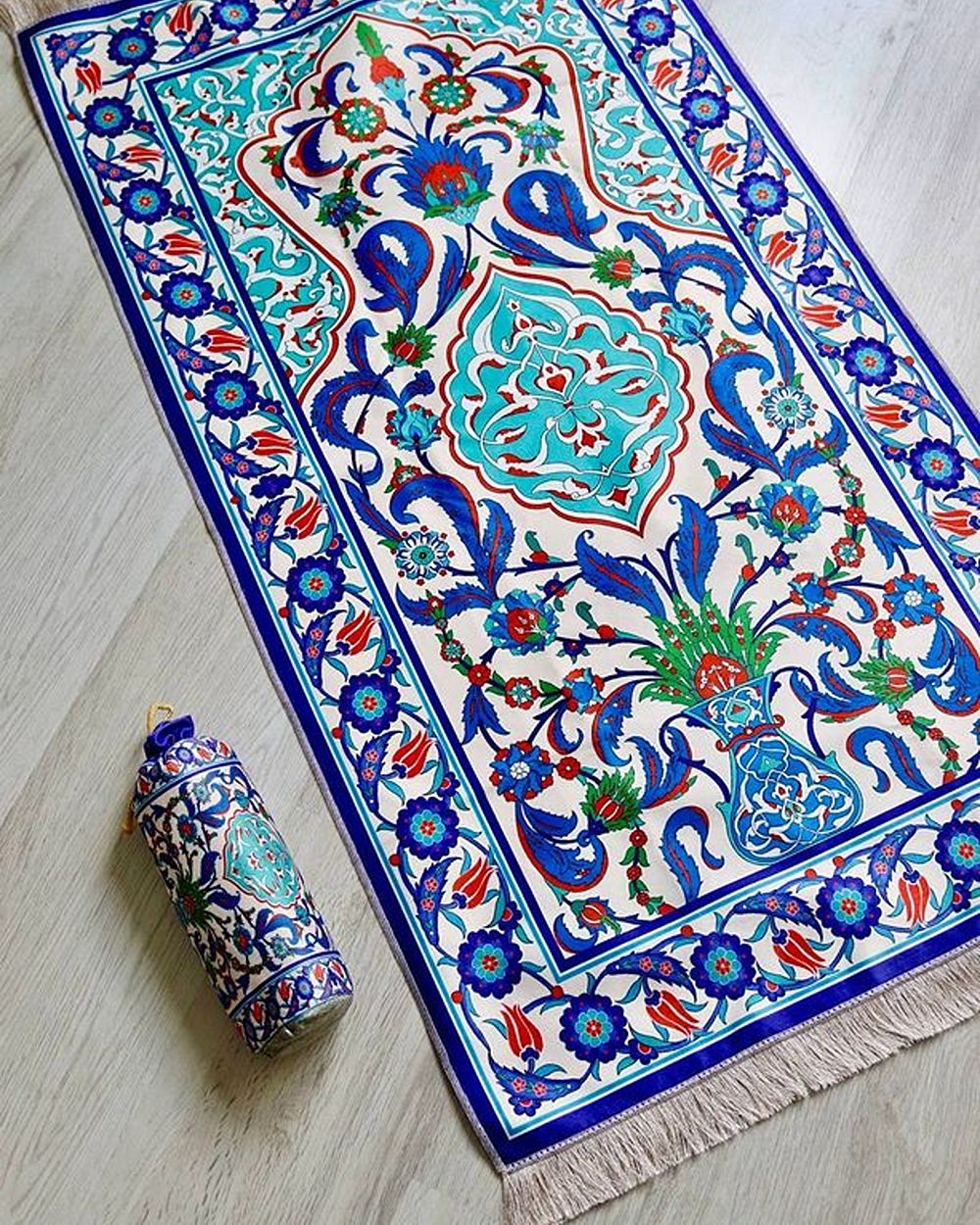 Ebru Desenli İpek Dokulu Keseli Seccade Mavi