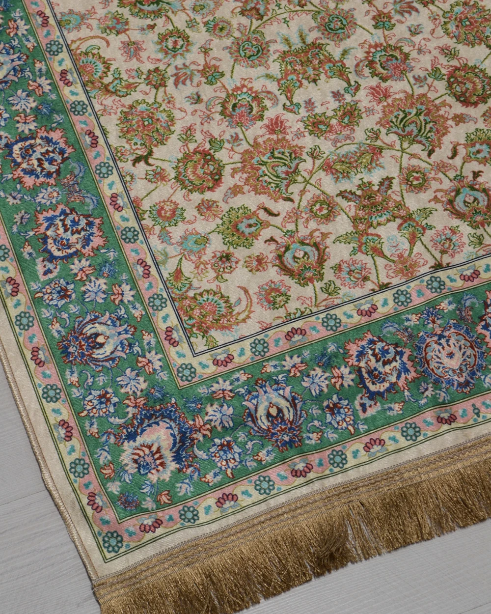 Pratik ve Taşınabilir İpek Dokulu Çantalı Seccade-MT09